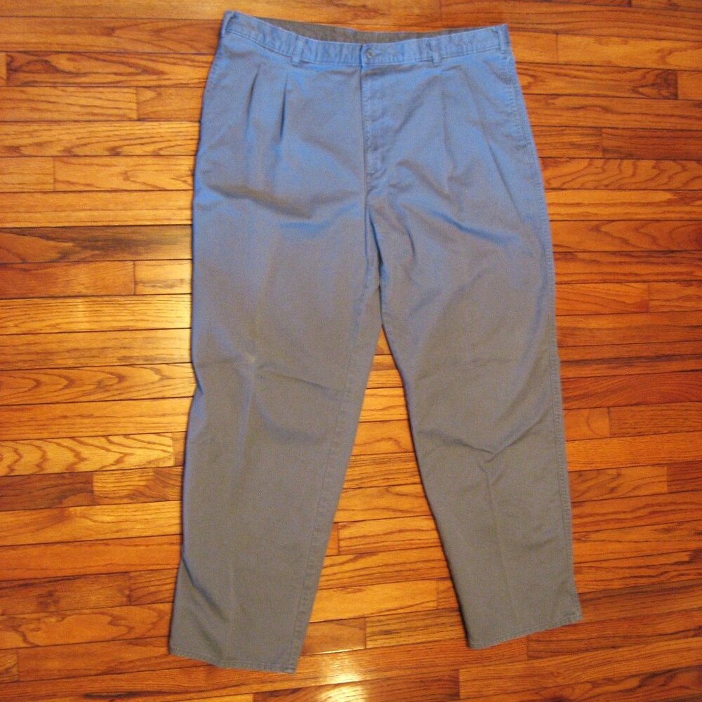 Vintage Men's Levi Docker's in size 42 x 32
